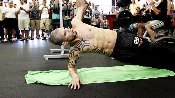 Miguel-Cotto-training-camp